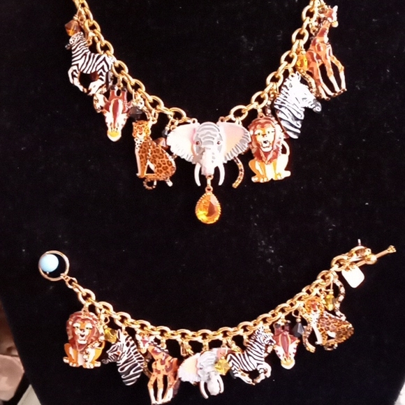 LATR2GO JUNGLE NECKLACE - Picture 8 of 13